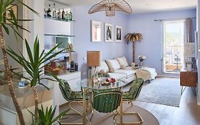 Maison Panthere - Luxury Harbour Residence